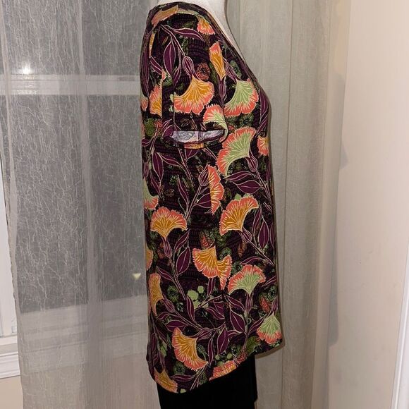 LuLaRoe XS Classic Floral Purple Black Green Gold Orange Short Sleeve Crew Tee - Picture 6 of 9